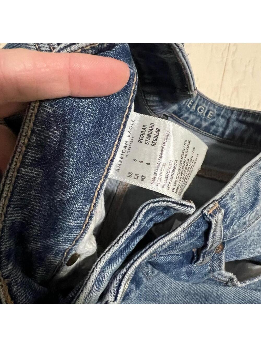 American Eagle Straight Jeans - Picture 4 of 5